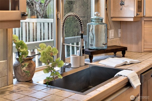 4402 Bryce Drive, Anacortes, WA 98221