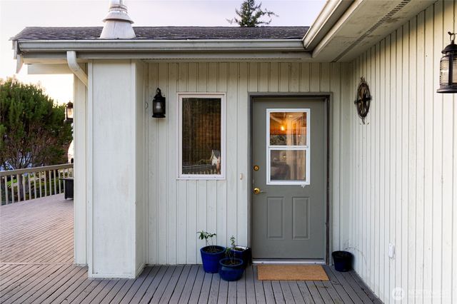 4402 Bryce Drive, Anacortes, WA 98221