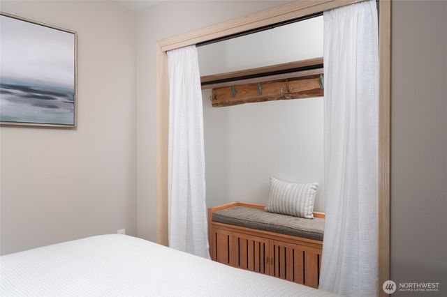 4402 Bryce Drive, Anacortes, WA 98221