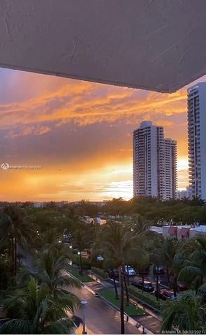 3642 NE 171st St 203, North Miami Beach, FL 33160