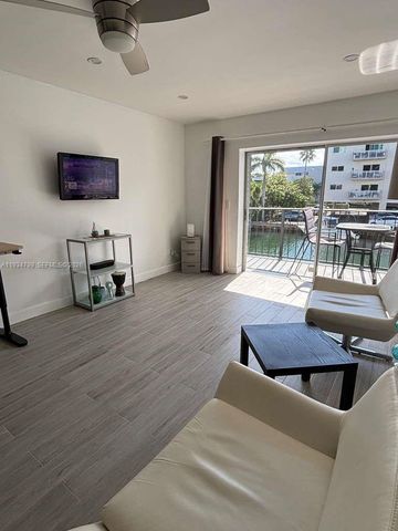 3642 NE 171st St 203, North Miami Beach, FL 33160