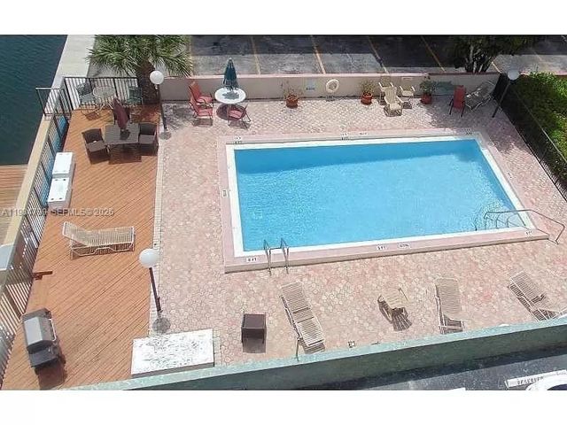 3642 NE 171st St 203, North Miami Beach, FL 33160