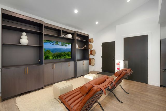 35 Dogwood Riverside Drive, Blue Ridge, GA 30513