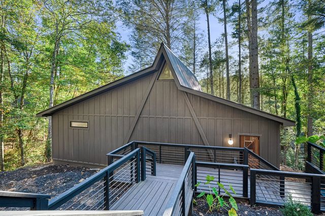 35 Dogwood Riverside Drive, Blue Ridge, GA 30513