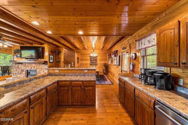 2722 Mountain Preserve Drive, Sevierville, TN 37862