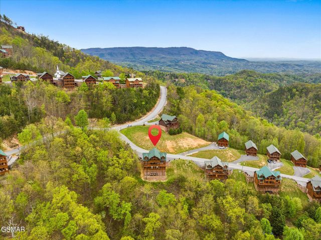 2722 Mountain Preserve Drive, Sevierville, TN 37862