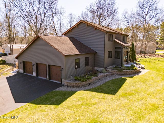 25 Kimberly Lane, Moreau, NY 12828