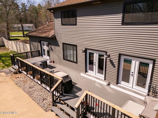 25 Kimberly Lane, Moreau, NY 12828