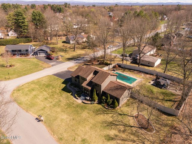 25 Kimberly Lane, Moreau, NY 12828