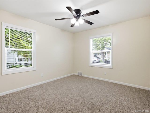 1320 White Street, Port Huron, MI 48060