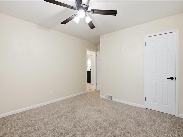 1320 White Street, Port Huron, MI 48060