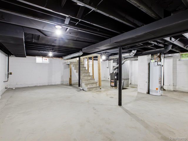 1320 White Street, Port Huron, MI 48060