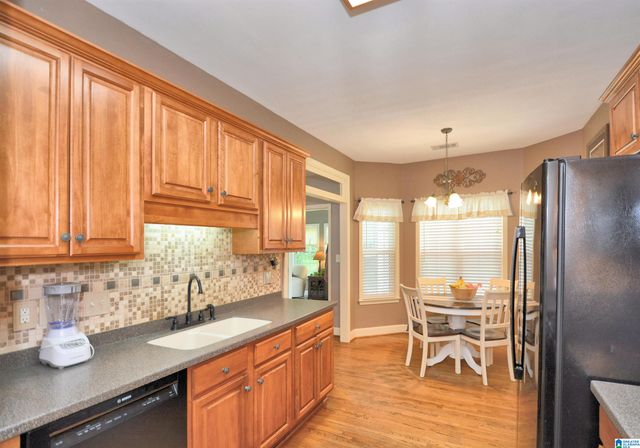 625 EMERALD TRACE, Chelsea, AL 35043