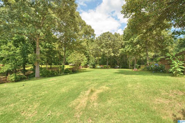 625 EMERALD TRACE, Chelsea, AL 35043