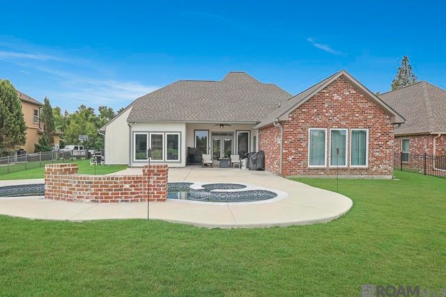 11680 River Highlands Drive, St Amant, LA 70774