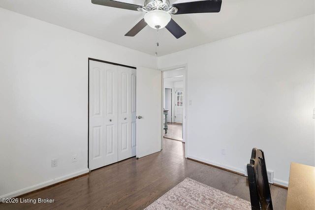 2305 Allegheny Dr, Jeffersontown, KY 40299