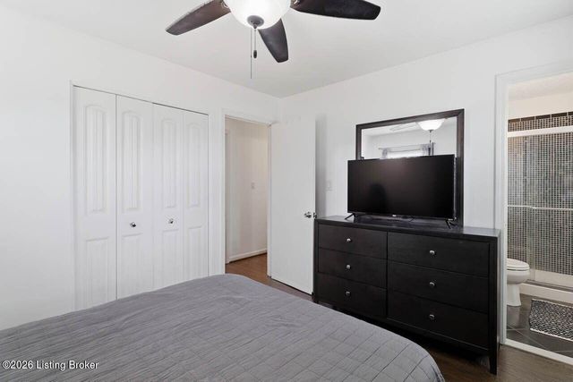 2305 Allegheny Dr, Jeffersontown, KY 40299
