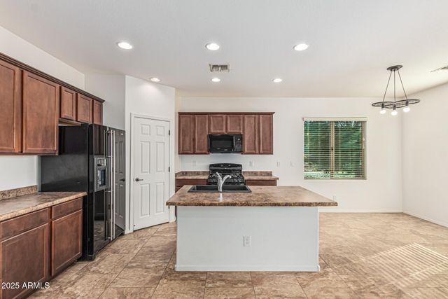 20104 N GEYSER Drive, Maricopa, AZ 85138