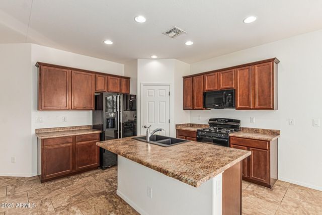 20104 N GEYSER Drive, Maricopa, AZ 85138