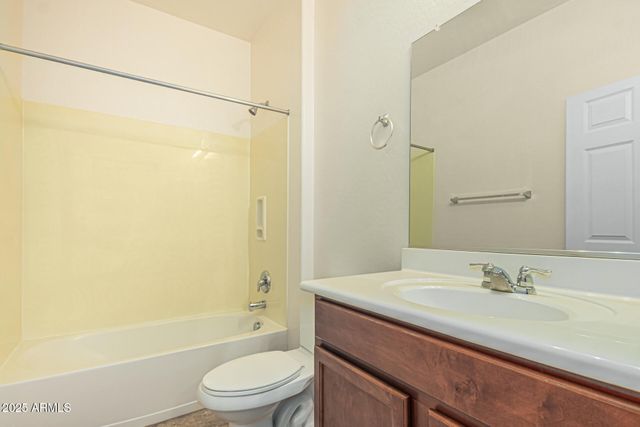 20104 N GEYSER Drive, Maricopa, AZ 85138