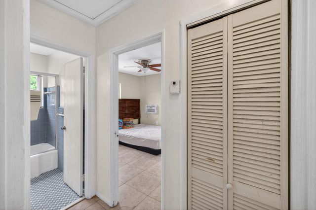 841 SW 18th Court, Fort Lauderdale, FL 33315