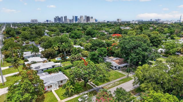 841 SW 18th Court, Fort Lauderdale, FL 33315