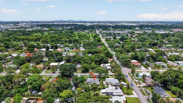 841 SW 18th Court, Fort Lauderdale, FL 33315