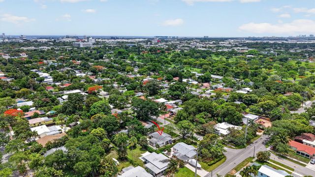 841 SW 18th Court, Fort Lauderdale, FL 33315