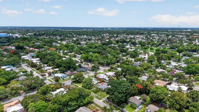 841 SW 18th Court, Fort Lauderdale, FL 33315