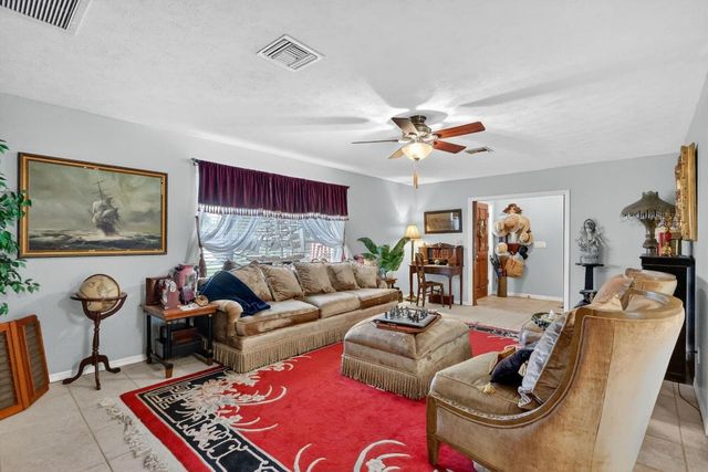 1207 SE Palm Beach Road, Port St. Lucie, Port St Lucie, FL 34952