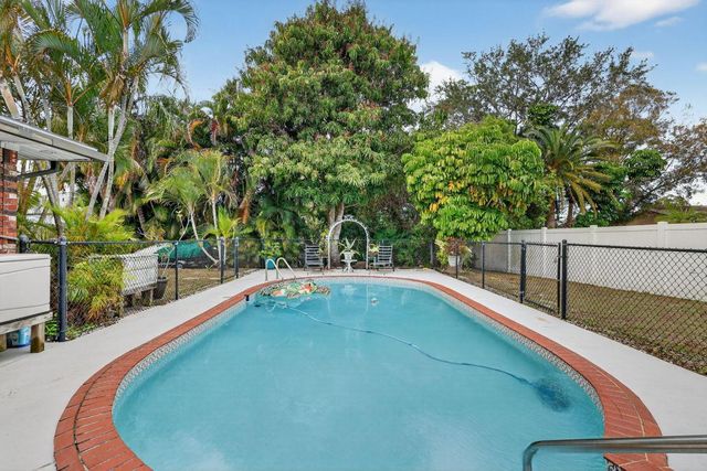 1207 SE Palm Beach Road, Port St. Lucie, Port St Lucie, FL 34952