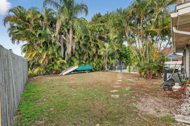 1207 SE Palm Beach Road, Port St. Lucie, Port St Lucie, FL 34952