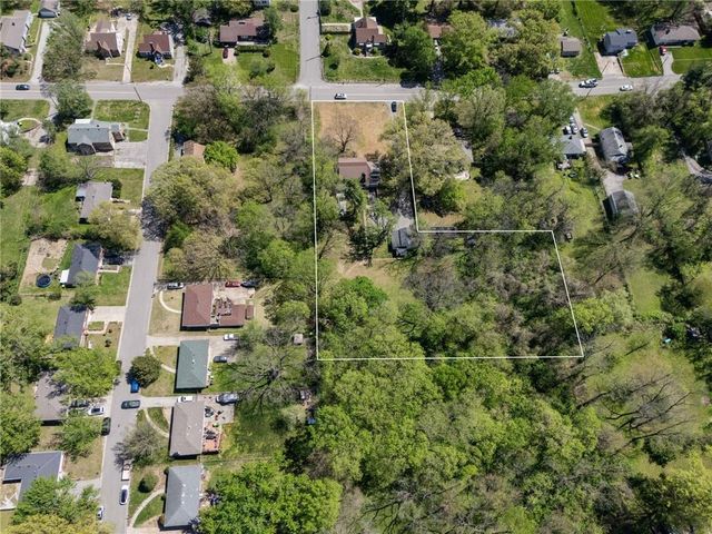 2842 N 55th Street, Kansas City, KS 66104