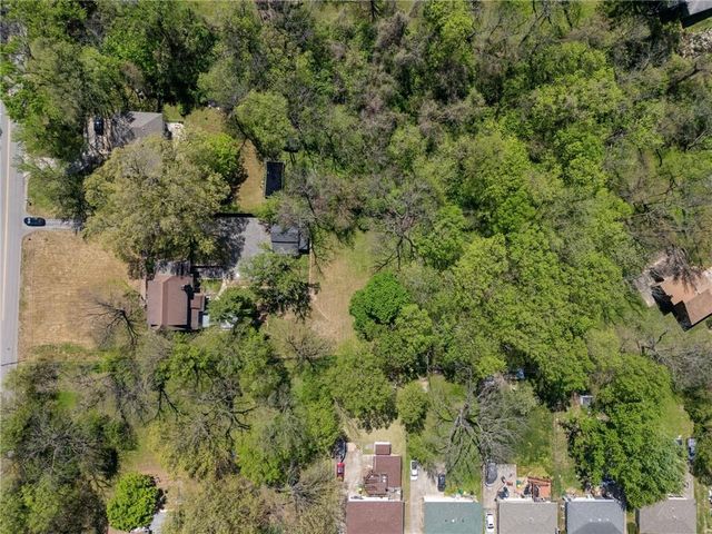 2842 N 55th Street, Kansas City, KS 66104