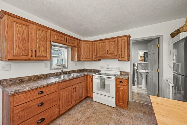 64311 Lutz Road, Constantine, MI 49042