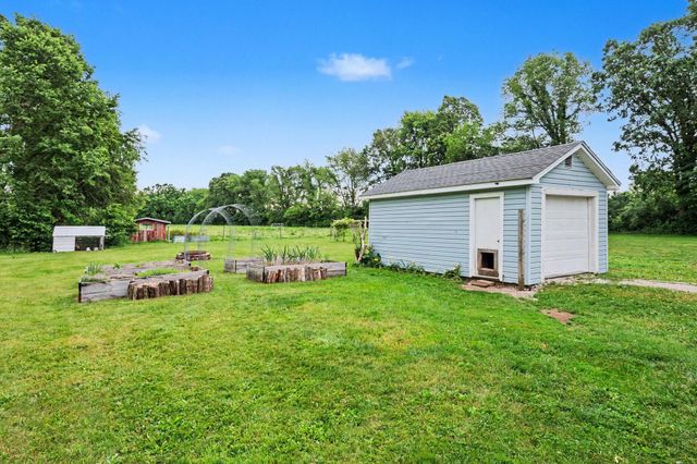 64311 Lutz Road, Constantine, MI 49042