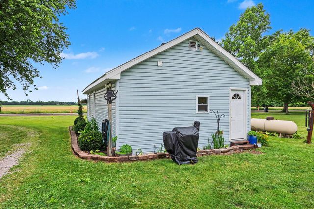 64311 Lutz Road, Constantine, MI 49042