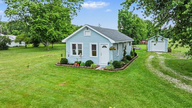 64311 Lutz Road, Constantine, MI 49042