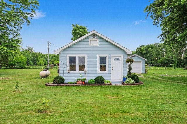64311 Lutz Road, Constantine, MI 49042