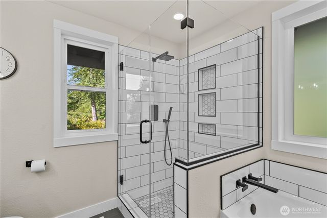 12217 Waller Road E, Tacoma, WA 98446