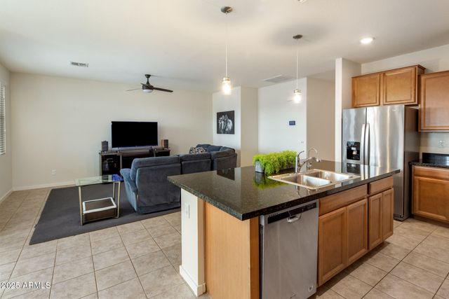 7329 N 123RD Drive, Glendale, AZ 85307