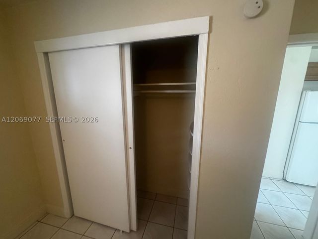 2228 Grant St 4, Hollywood, FL 33020