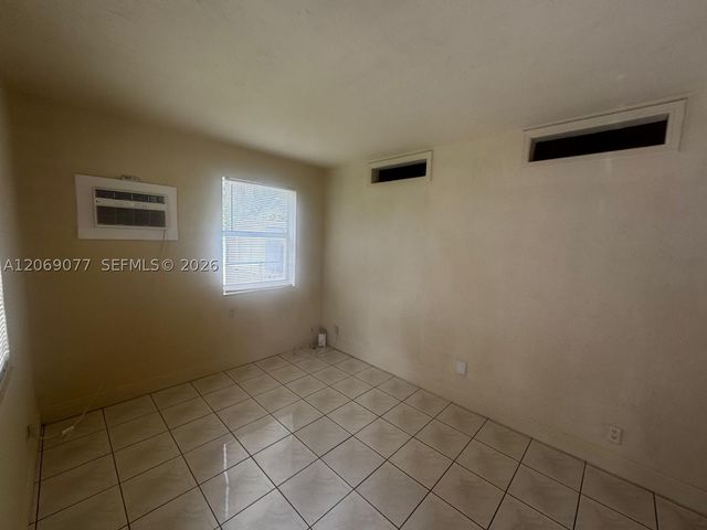 2228 Grant St 4, Hollywood, FL 33020