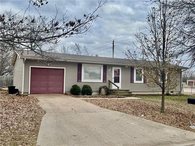 1408 Richard Avenue, Parsons, KS 67357