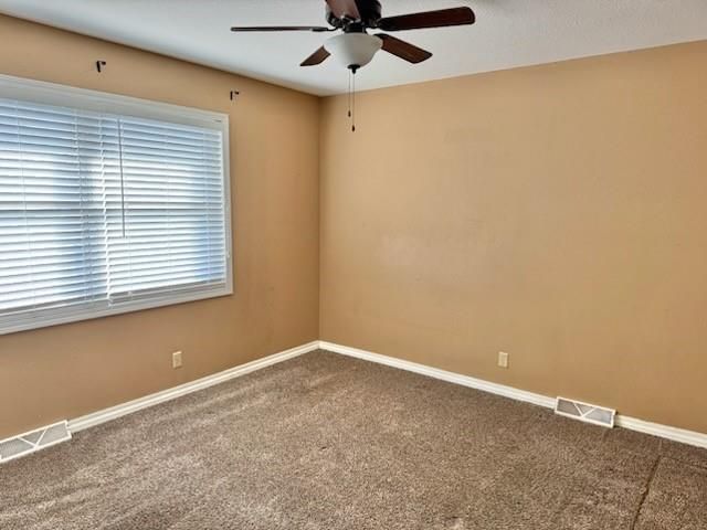 1408 Richard Avenue, Parsons, KS 67357