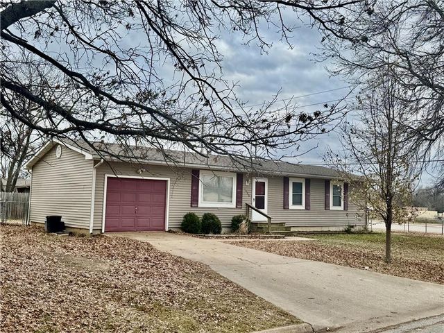 1408 Richard Avenue, Parsons, KS 67357