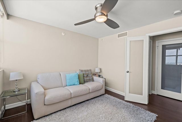 1890 S Ocean Drive PH4, Hallandale Beach, FL 33009