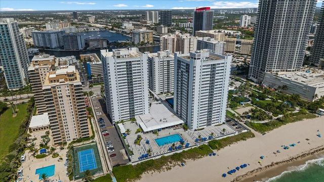 1890 S Ocean Drive PH4, Hallandale Beach, FL 33009