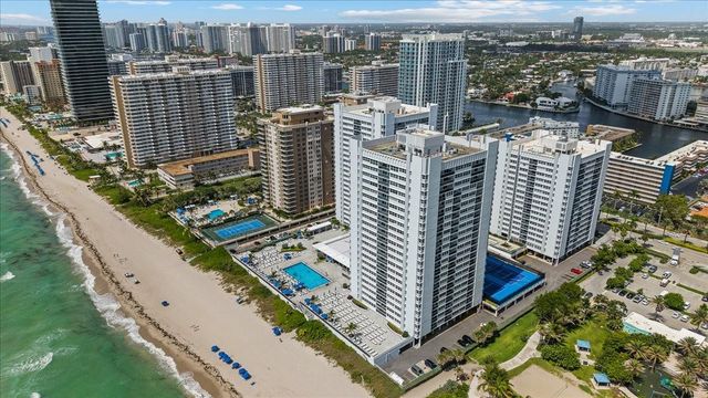 1890 S Ocean Drive PH4, Hallandale Beach, FL 33009