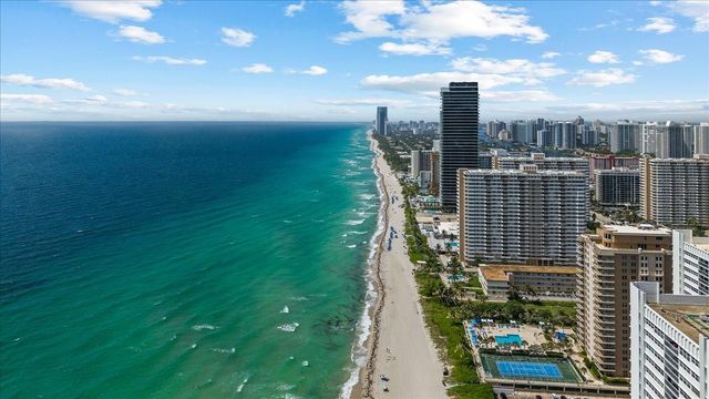 1890 S Ocean Drive PH4, Hallandale Beach, FL 33009